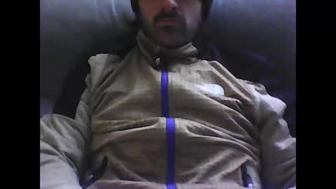 Snapshot of frencheeboy chatting on January 6, 8:12 pm frencheeboy online show from January 6, 8:12 pm