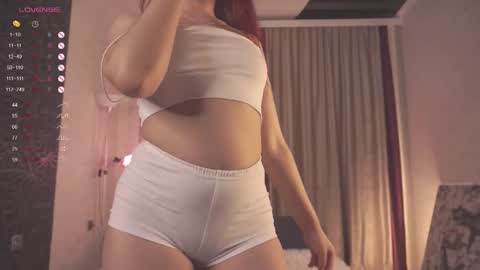 Snapshot of frencheseyes chatting on September 23, 2:53 pm frencheseyes online show from September 23, 2:53 pm