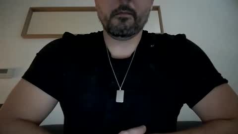 Snapshot of frenchhard0000 chatting on February 26, 9:21 am Horny french hard online show from February 26, 9:21 am