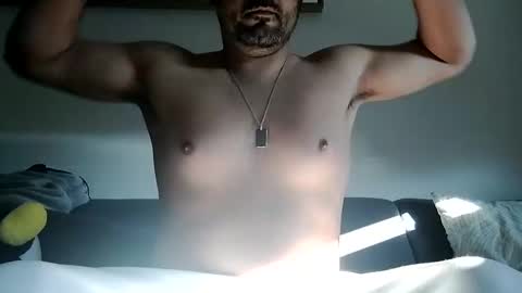 Snapshot of frenchhard0000 chatting on March 6, 7:36 am Horny french hard online show from March 6, 7:36 am