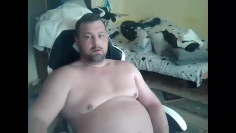 Snapshot of frenks117864 chatting on February 2, 12:37 pm frenks117864 online show from February 2, 12:37 pm