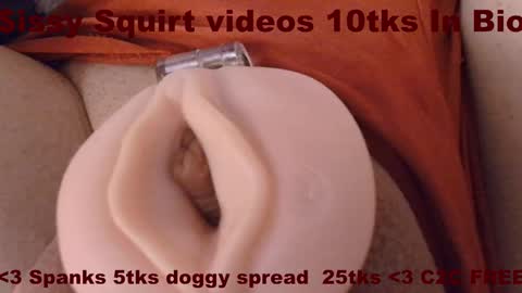 Snapshot of frenulumsnap chatting on December 21, 5:58 am Meadow online show from December 21, 5:58 am