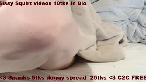 Snapshot of frenulumsnap chatting on January 10, 12:12 am Meadow online show from January 10, 12:12 am