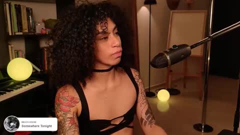 Vale online show from November 15, 1:47 am