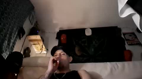 Snapshot of fresh10ne7 chatting on March 17, 6:28 am fresh10ne7 online show from March 17, 6:28 am