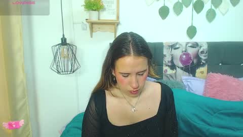  - My name is Sara online show from April 3, 3:43 pm