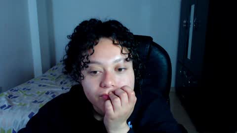 Snapshot of freud_x_louise1 chatting on January 3, 9:04 am Louise online show from January 3, 9:04 am