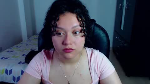 Snapshot of freud_x_louise1 chatting on January 12, 3:07 am Louise online show from January 12, 3:07 am