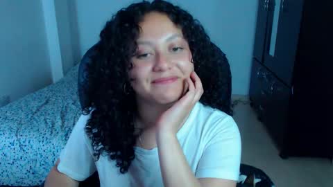 Snapshot of freud_x_louise1 chatting on September 9, 4:56 am Louise online show from September 9, 4:56 am