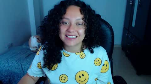 Snapshot of freud_x_louise1 chatting on September 15, 12:16 pm Louise online show from September 15, 12:16 pm