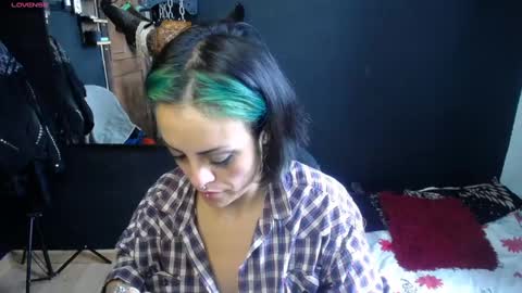 freyaa_sorceress online show from February 12, 6:19 pm