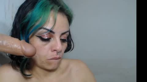 freyaa_sorceress online show from February 14, 4:47 am