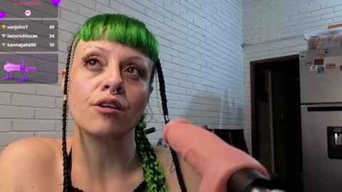 freyaa_sorceress online show from September 22, 8:38 am