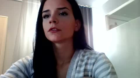 Freya online show from January 27, 8:51 am