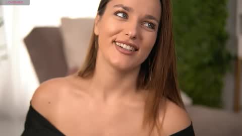 Snapshot of freyaheart chatting on October 12, 6:34 am freyaheart online show from October 12, 6:34 am