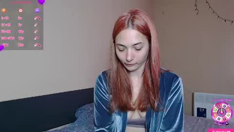FreyaOliver online show from May 14, 3:30 pm