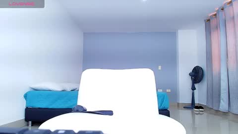 freyva_ online show from January 20, 10:04 pm