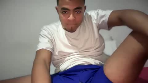 freyva_ online show from February 1, 12:51 am