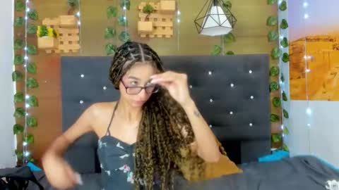 Snapshot of frezzita_ chatting on September 21, 7:59 pm Frezzita online show from September 21, 7:59 pm