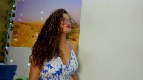 Snapshot of frezzita_ chatting on October 14, 7:47 pm Frezzita online show from October 14, 7:47 pm