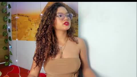 Snapshot of frezzita_ chatting on October 30, 7:14 pm Frezzita online show from October 30, 7:14 pm