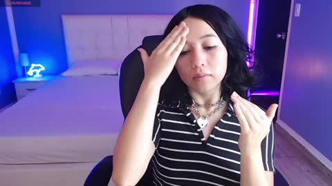 frida_lassi_ online show from January 15, 12:04 pm