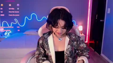 frida_lassi_ online show from March 8, 3:02 pm