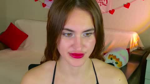 Snapshot of fridacure chatting on October 8, 8:28 pm Frida online show from October 8, 8:28 pm