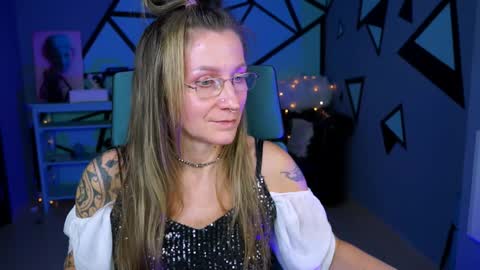 Frida Tander online show from December 16, 12:06 pm