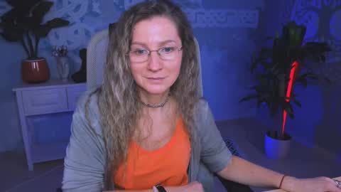 Frida Tander online show from December 19, 12:23 pm