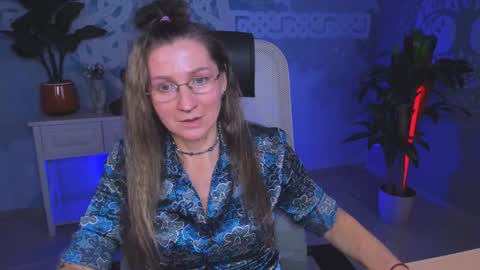 Frida Tander online show from December 20, 3:21 pm
