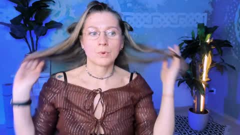 Frida Tander online show from January 19, 4:36 pm