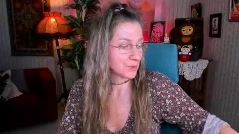 Frida Tander online show from February 14, 6:08 pm