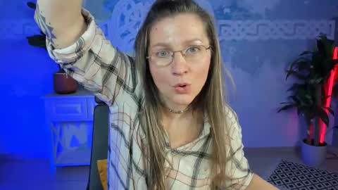 Frida Tander online show from February 15, 3:17 pm