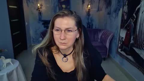 Frida Tander online show from September 13, 1:55 pm