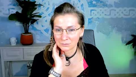 Frida Tander online show from September 19, 1:23 pm