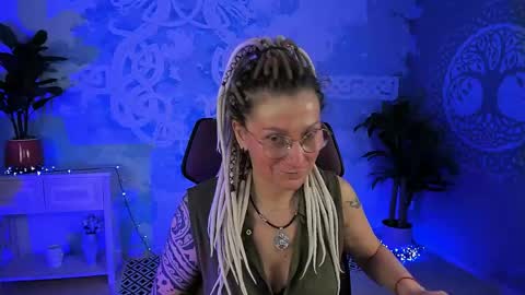 Frida Tander online show from May 13, 5:16 am