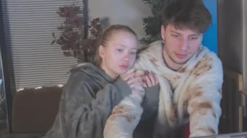 friend_zone_ online show from January 11, 4:34 pm