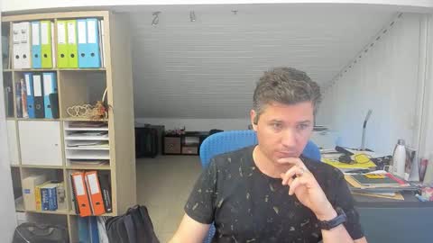 Francois online show from October 10, 4:17 pm