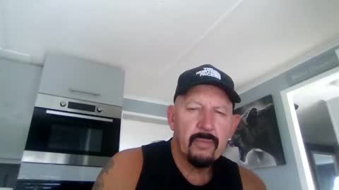 Snapshot of friskyneedsum chatting on September 15, 3:45 pm bob online show from September 15, 3:45 pm
