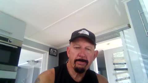 Snapshot of friskyneedsum chatting on September 22, 11:56 am bob online show from September 22, 11:56 am