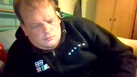 Snapshot of fritzboy290 chatting on July 24, 11:03 pm Tom online show from July 24, 11:03 pm