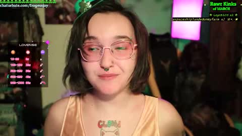   Jaywise Frogfoot  online show from March 17, 7:39 pm