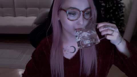 Lilith online show from February 4, 9:20 pm