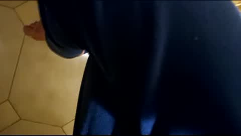 Snapshot of fronion chatting on December 18, 10:13 pm Hornycouple1386 online show from December 18, 10:13 pm