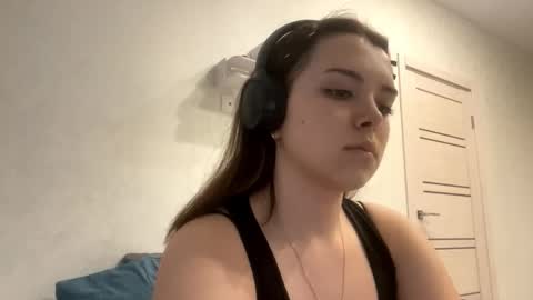 Emily online show from September 10, 3:45 pm