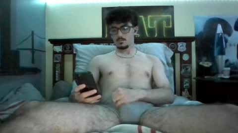 frostedtip06 online show from May 20, 3:24 am