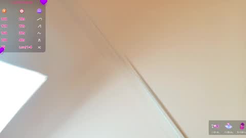 frreeya online show from March 28, 9:58 pm