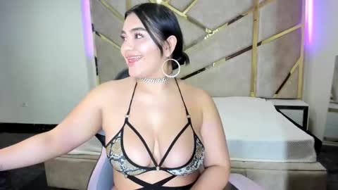 Snapshot of frreya_ chatting on October 30, 2:57 am Frreya online show from October 30, 2:57 am