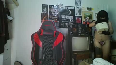 Demian online show from May 18, 9:53 pm